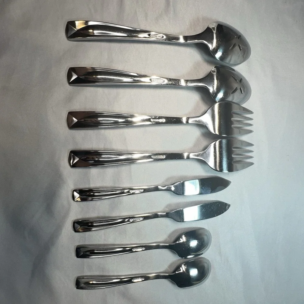 ONEIDA SATIN LINCOLN Hostess Server 8 Pierced Spoon Meat Fork Butter Knife Sugar